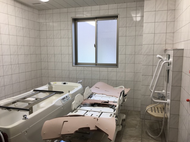 <a href="/news/20180916-15/">施設内をご案内（1階 その3）</a>