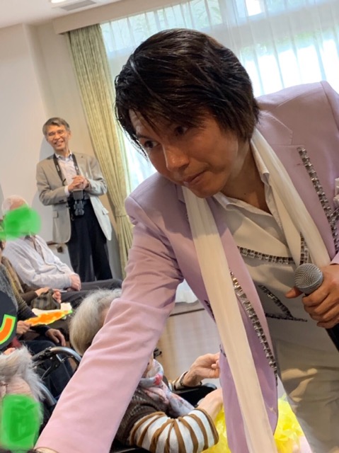 <a href="/news/20191107-59/">満員御礼！キングレコード所属、演歌歌手の岩出和也さんコンサート開催。</a>