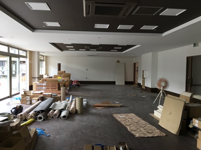 内装もここまで進みました。